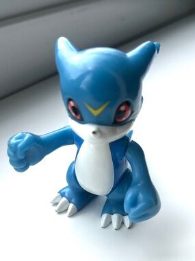 Veemon Bandai Digimon Moving Action Figure - 2000
